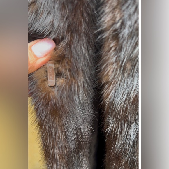 Brown Mink Fur Coat for Women 
size 16 
Preowned - Picture 7 of 9